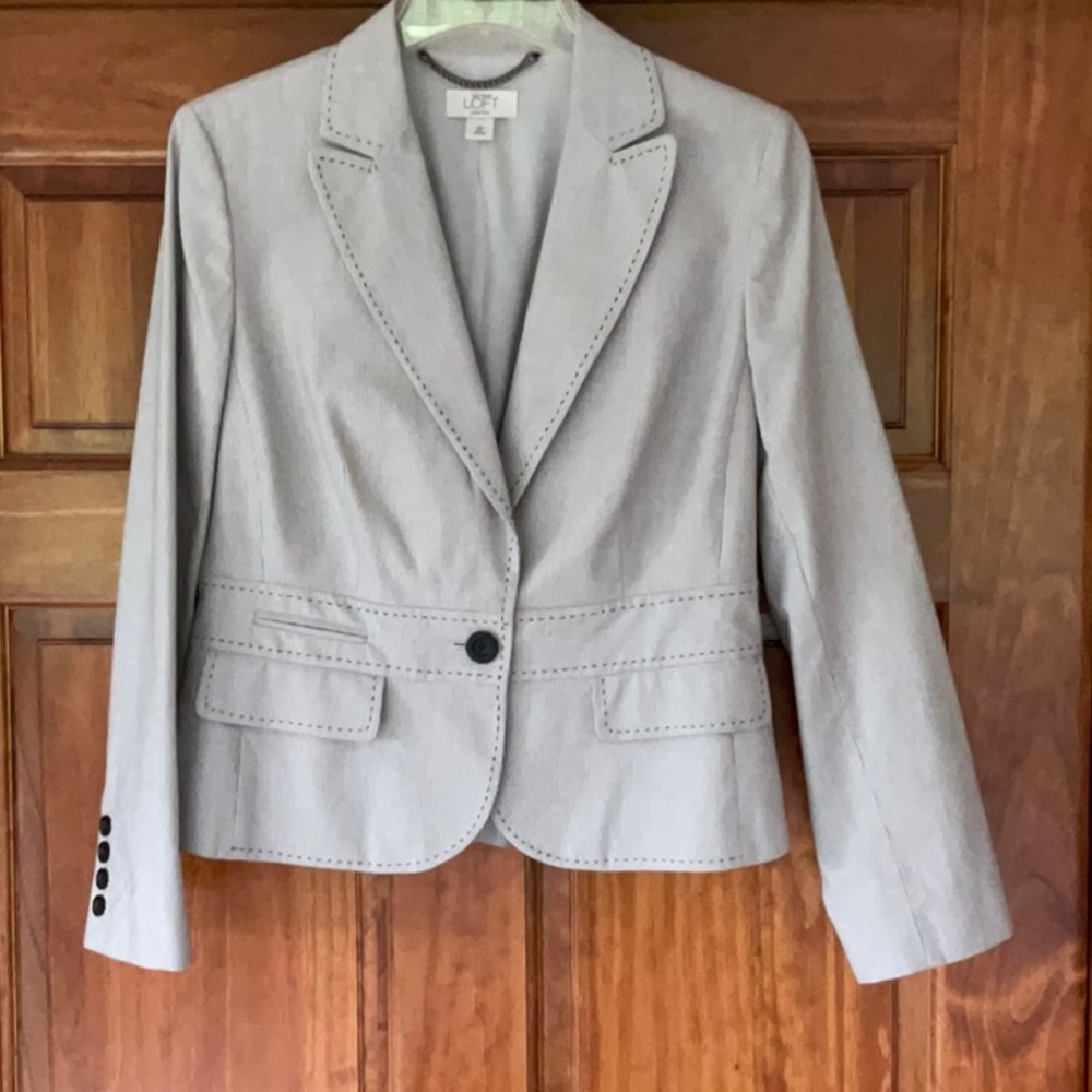 Loft Petite Gray and White Pin Stripe Blazer